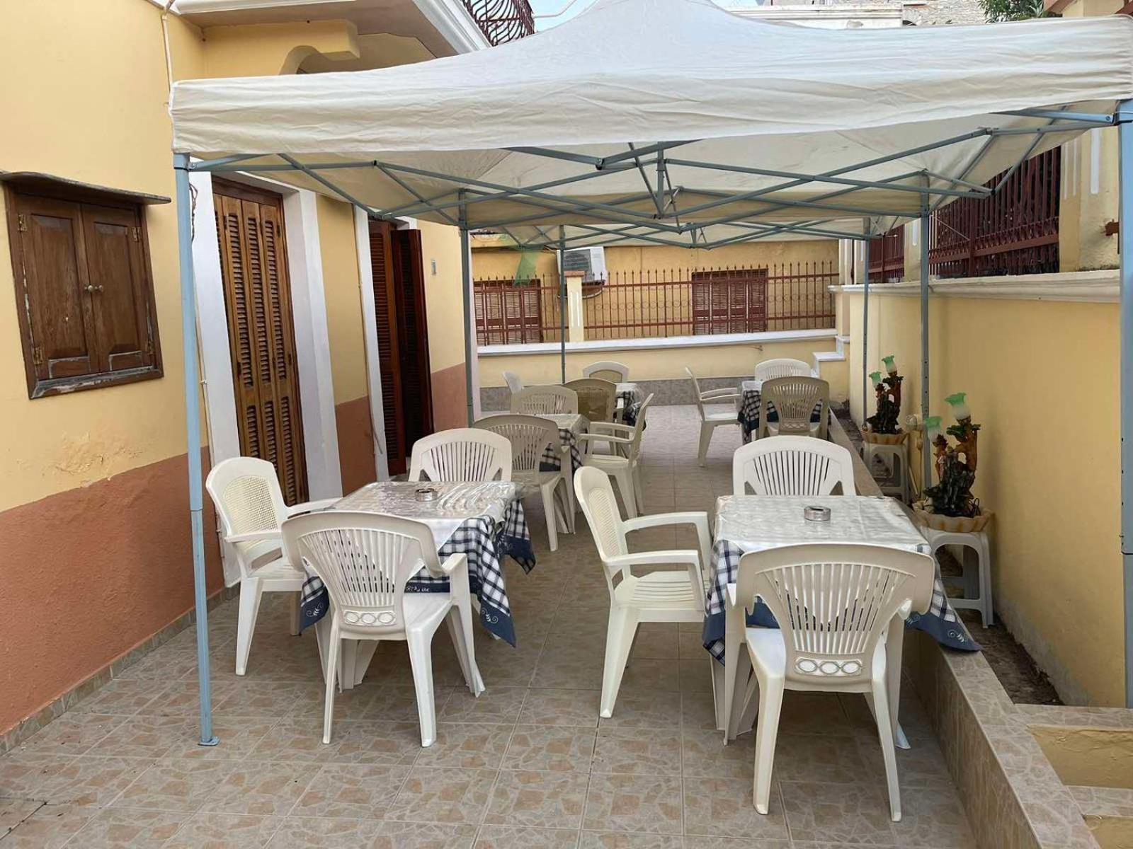 Villa Pinotsi Sými Buitenkant foto